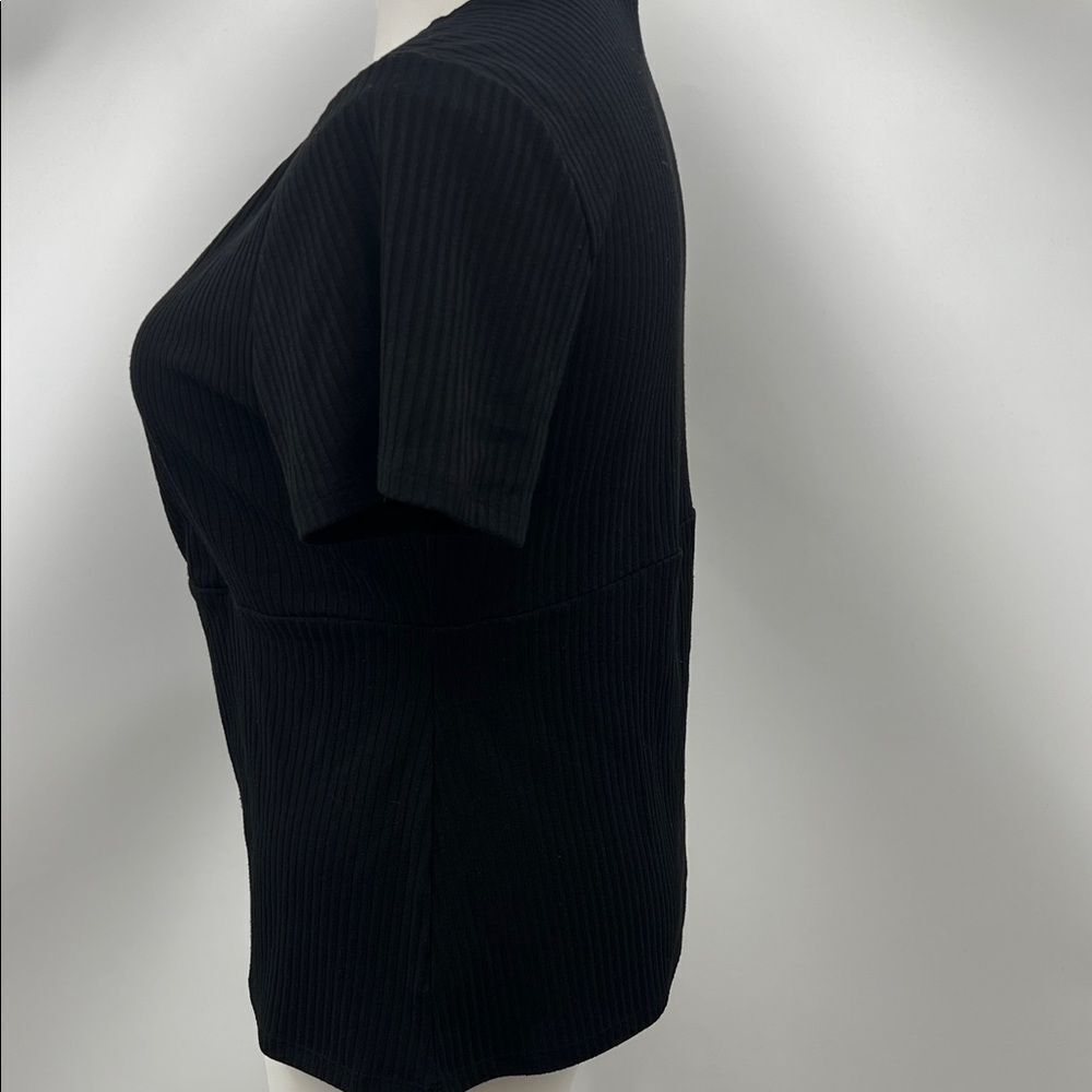 Torrid Black Ribbed V-Neck Blouse - Picture 4 of 5